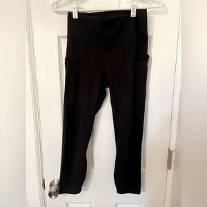 Fabletics black crop leggings